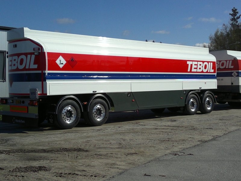 Ref:Fuel – Petroleum trailer (6)